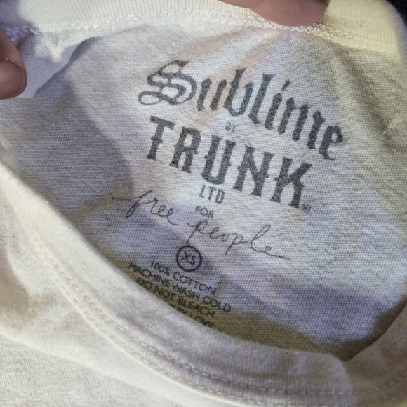 Free People Trunk Ltd Sublime 1995 Boulder Colorado Distressed Band Tee XS - Picture 6 of 15